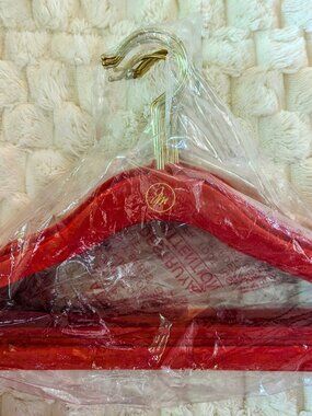 Joy Mangano Velvet No-Slip Children's Hangers - Set of 12 Red ♥️ New!
